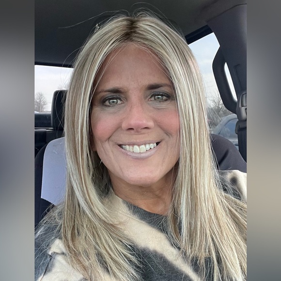 Belle Tress Dolce 18 in Butterbeer blonde - Picture 2 of 3